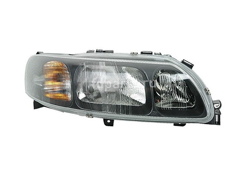 Фара правая Volvo S60
