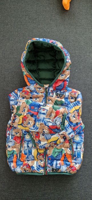 Преходно яке Guess