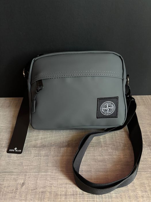 Stone Island чантичка сива