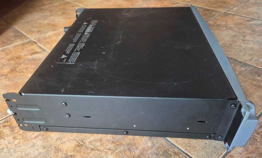 Усилвател/крайно стъпало QSC PLX-3602