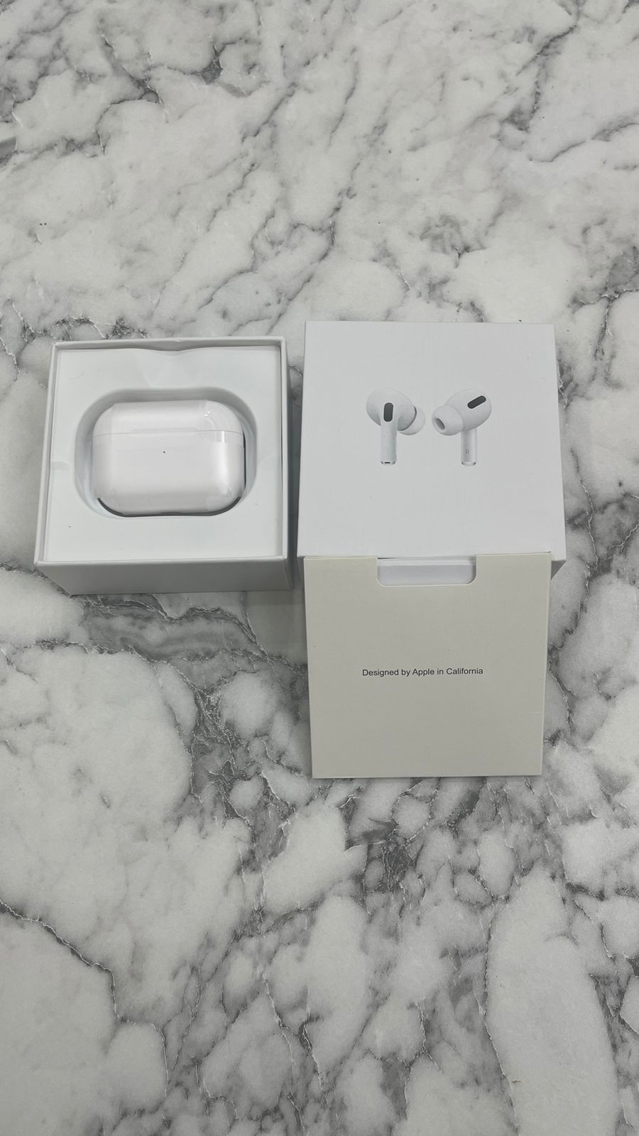 Наушники Apple AirPods Pro белый