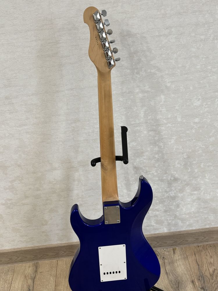 Электро гитара yamaha eg112c
