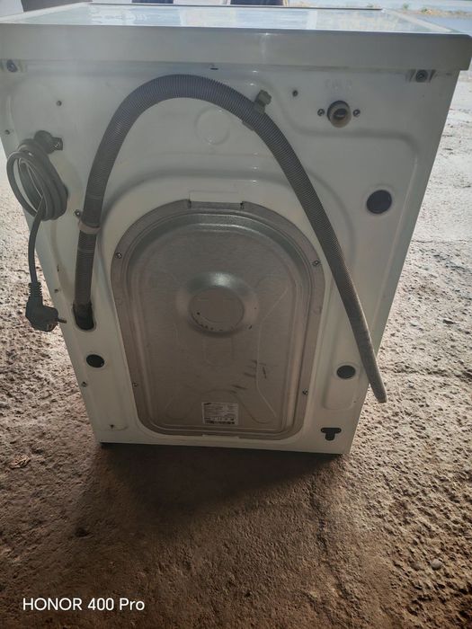 продаётся стиральная машина