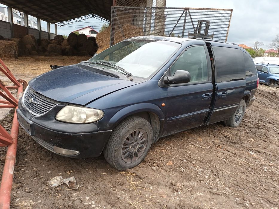 Dezmembrari  Chrysler VOYAGER Mk 3 (RG, RS)  1999  > 2008 2.5 CRD Mot