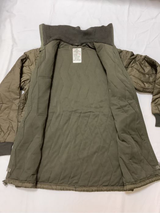 Jacheta militara matlasata L