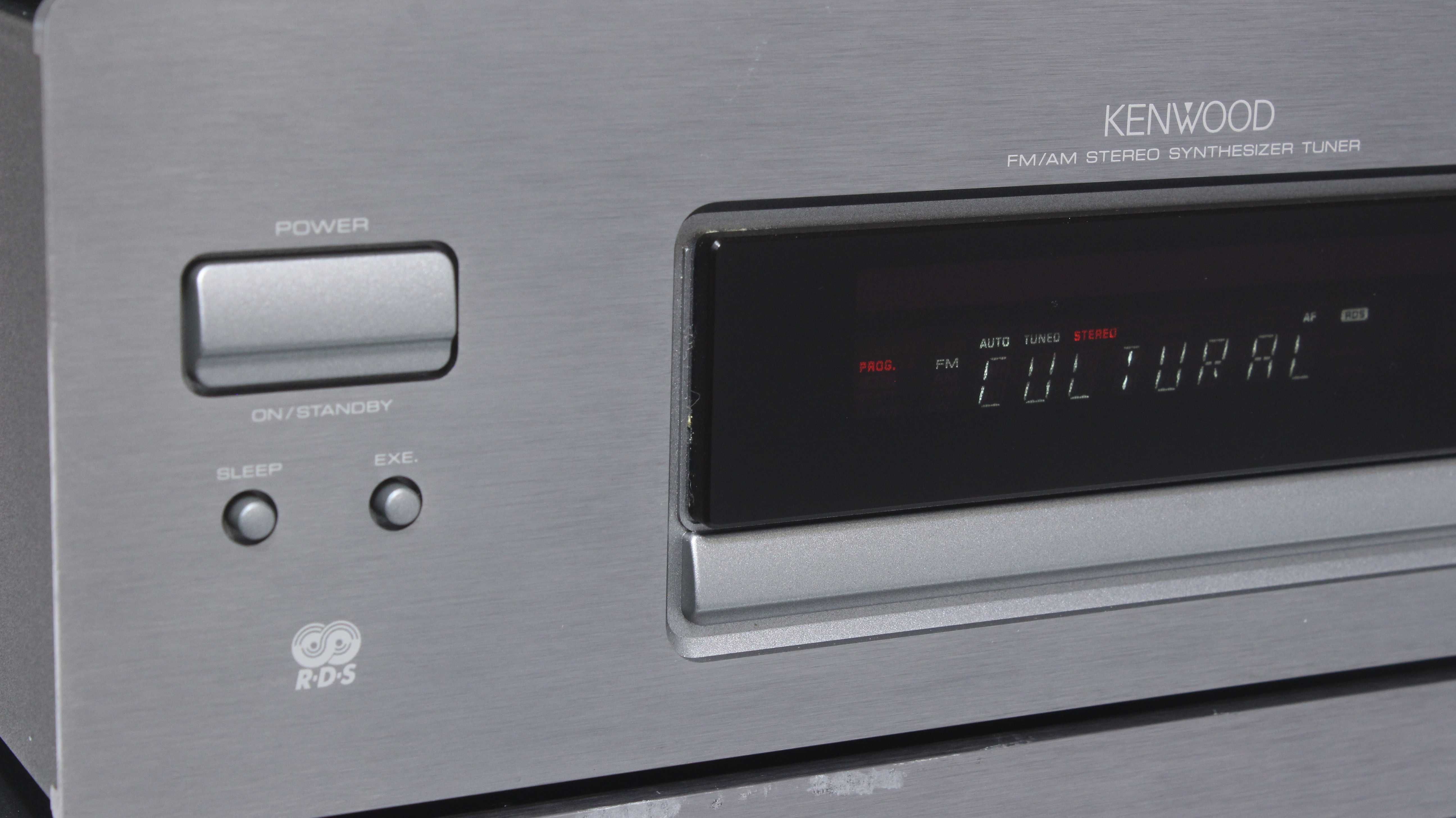Kenwood,deck,cd player,tuner(27 cm).