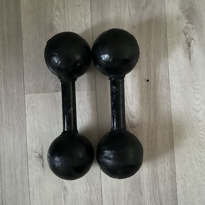 Гантели 5кг отличное состояние