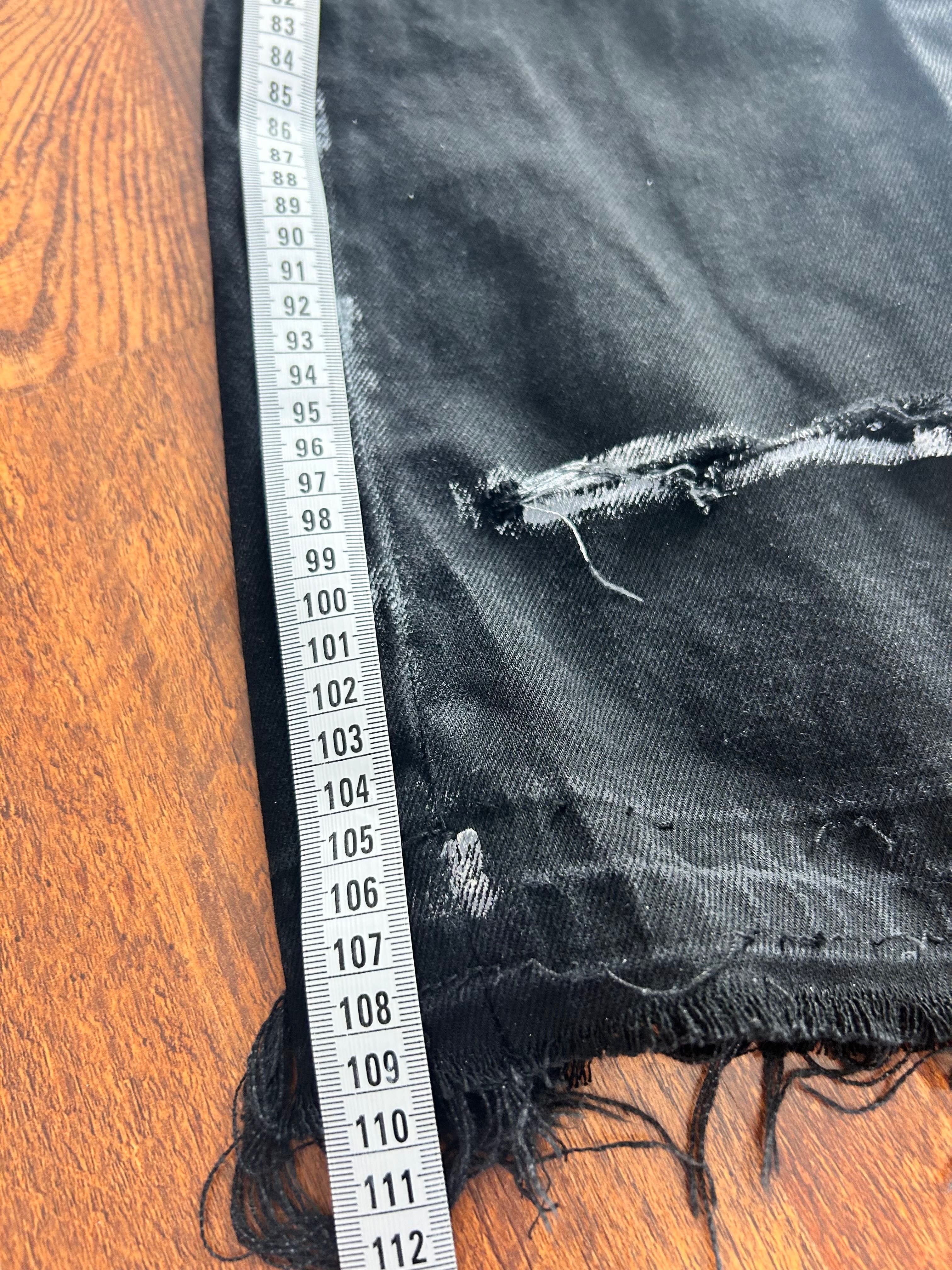 Crossfire Distressed Jeans