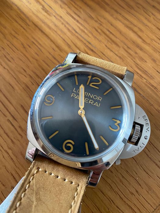 Часовник Panerai 10 ATM механични!!