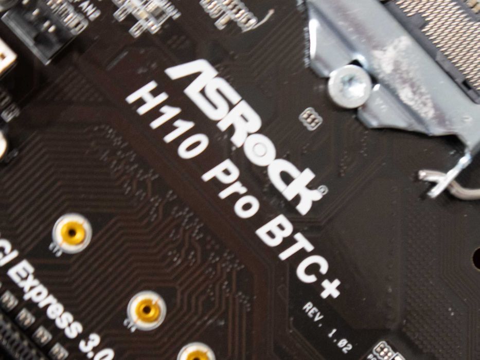 6 дънни платки LGA1151 H310M H110 B250 GA-S2HP за части от Латвия