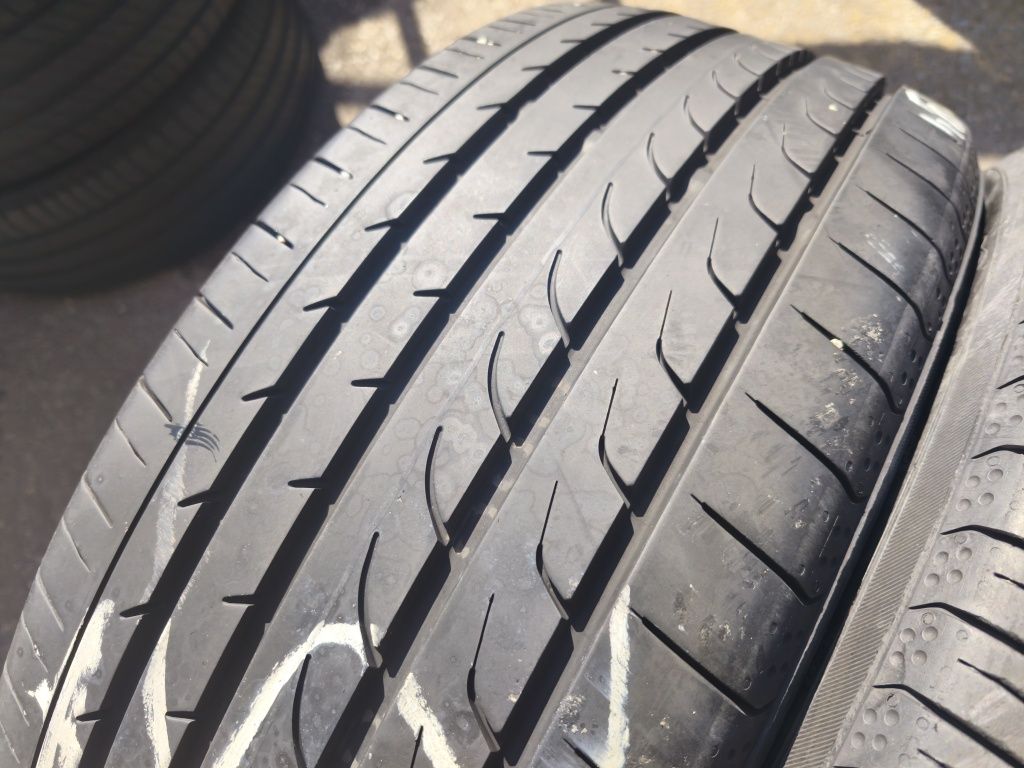 225/45/19" 2бр Yokohama blue earth rv02,dot4718,7mm