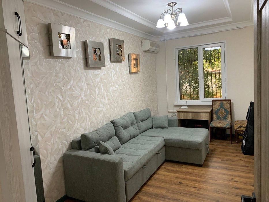 Продается 2х ком квартира, ориентир: Капитал банк, 54 м²