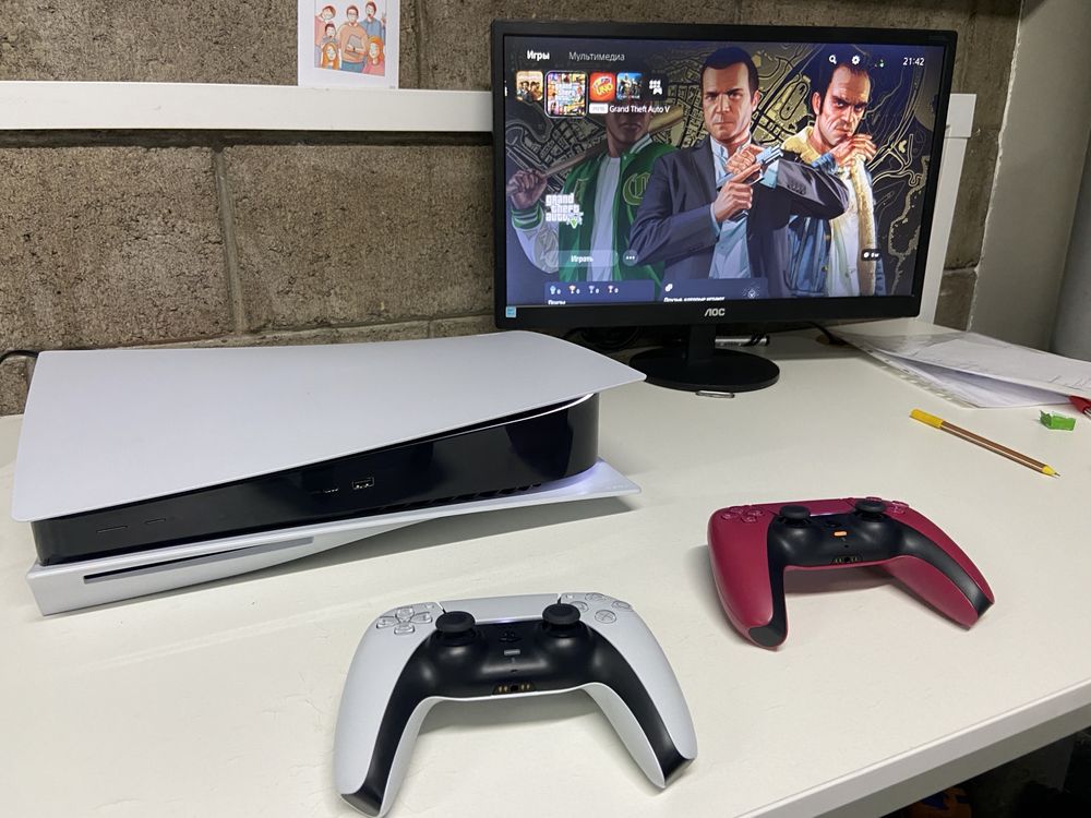 Playstation 5 (1TB, с дисководом, 2 джойстика) + Игры, подписка