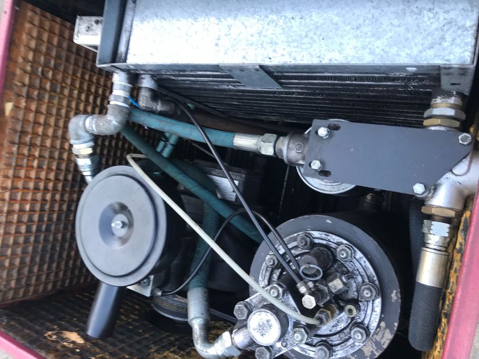 Compresor șurub fiac capacitate 500 litri