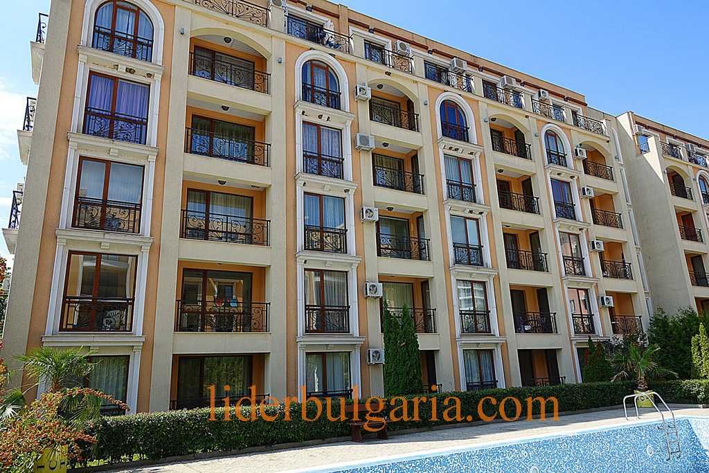 Продава се Двустаен апартамент в к.к. Елените - 53 кв.м за 1133 €/кв.м - Снимка #17