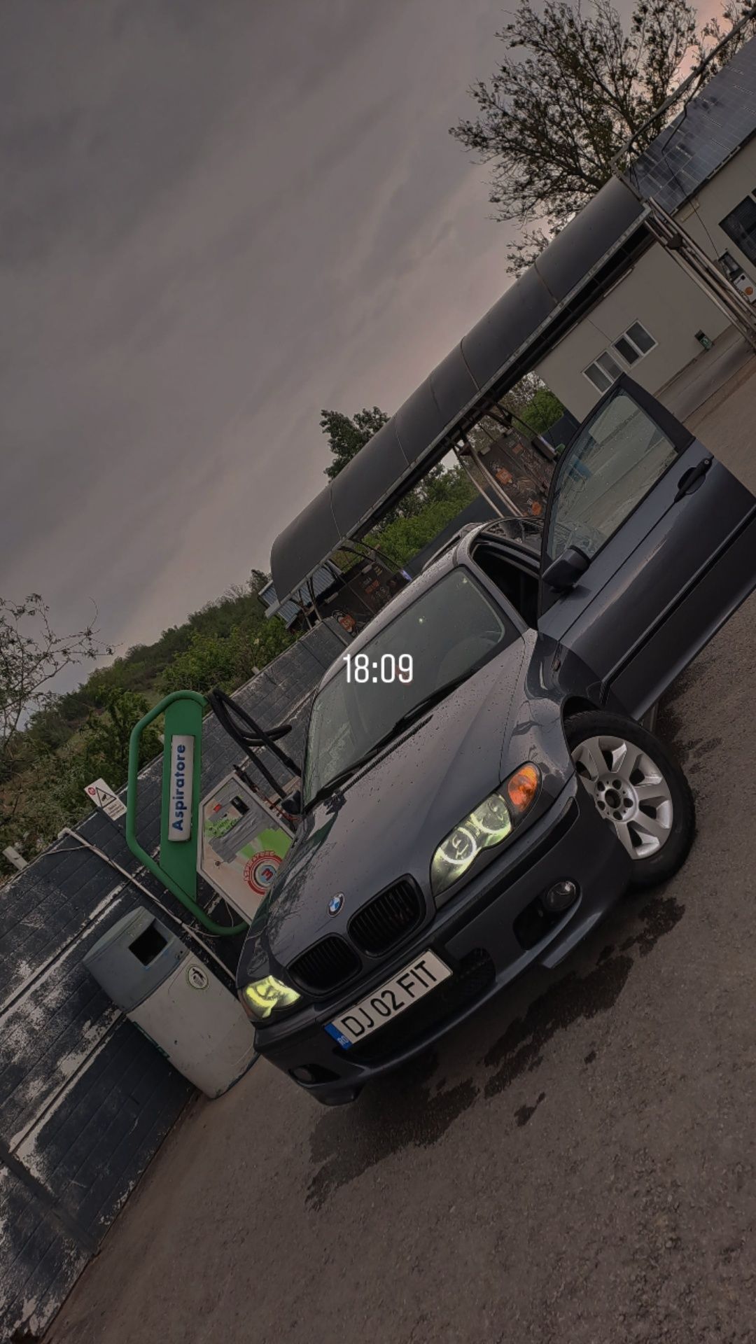 Vând sau schimb BMW e46 325i swap