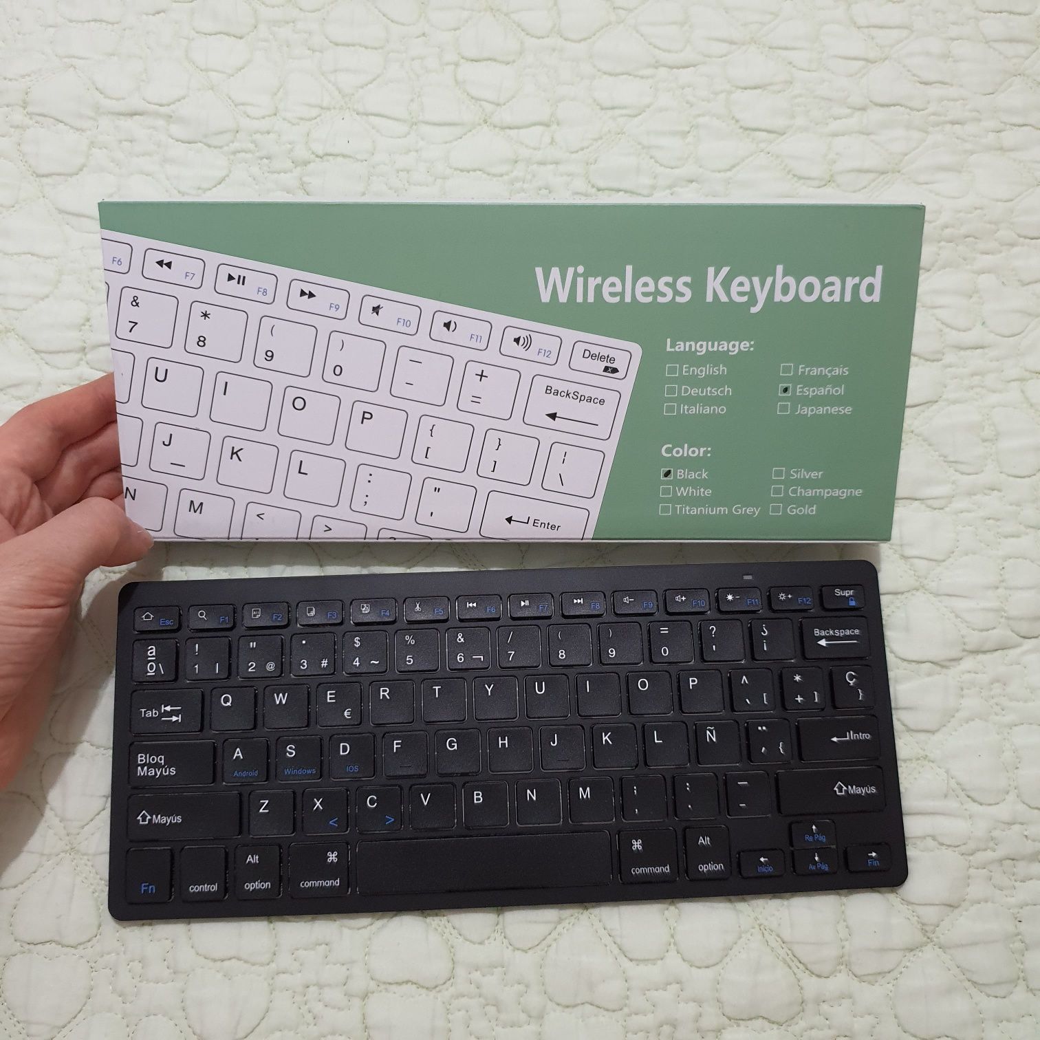 Tastatura wireless bluetooth 3.0