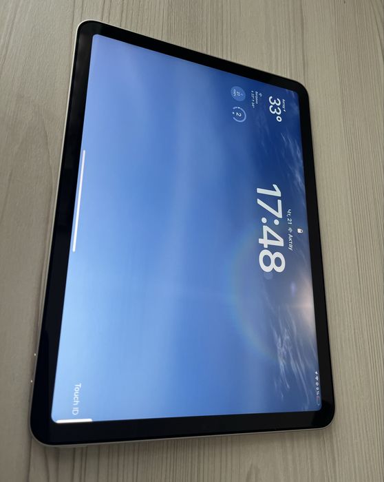 Продается iPad Air 5, 64гб, 2022г.