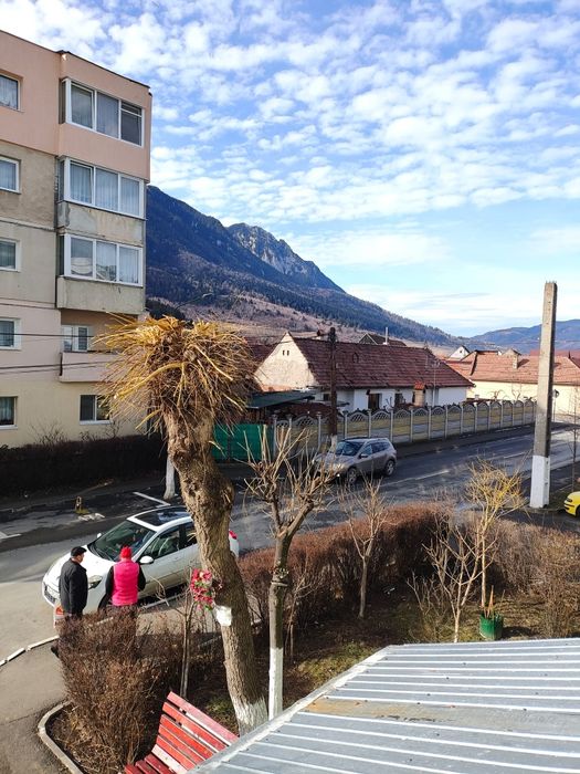 Vand / inchiriez apartament  3 camere Grui