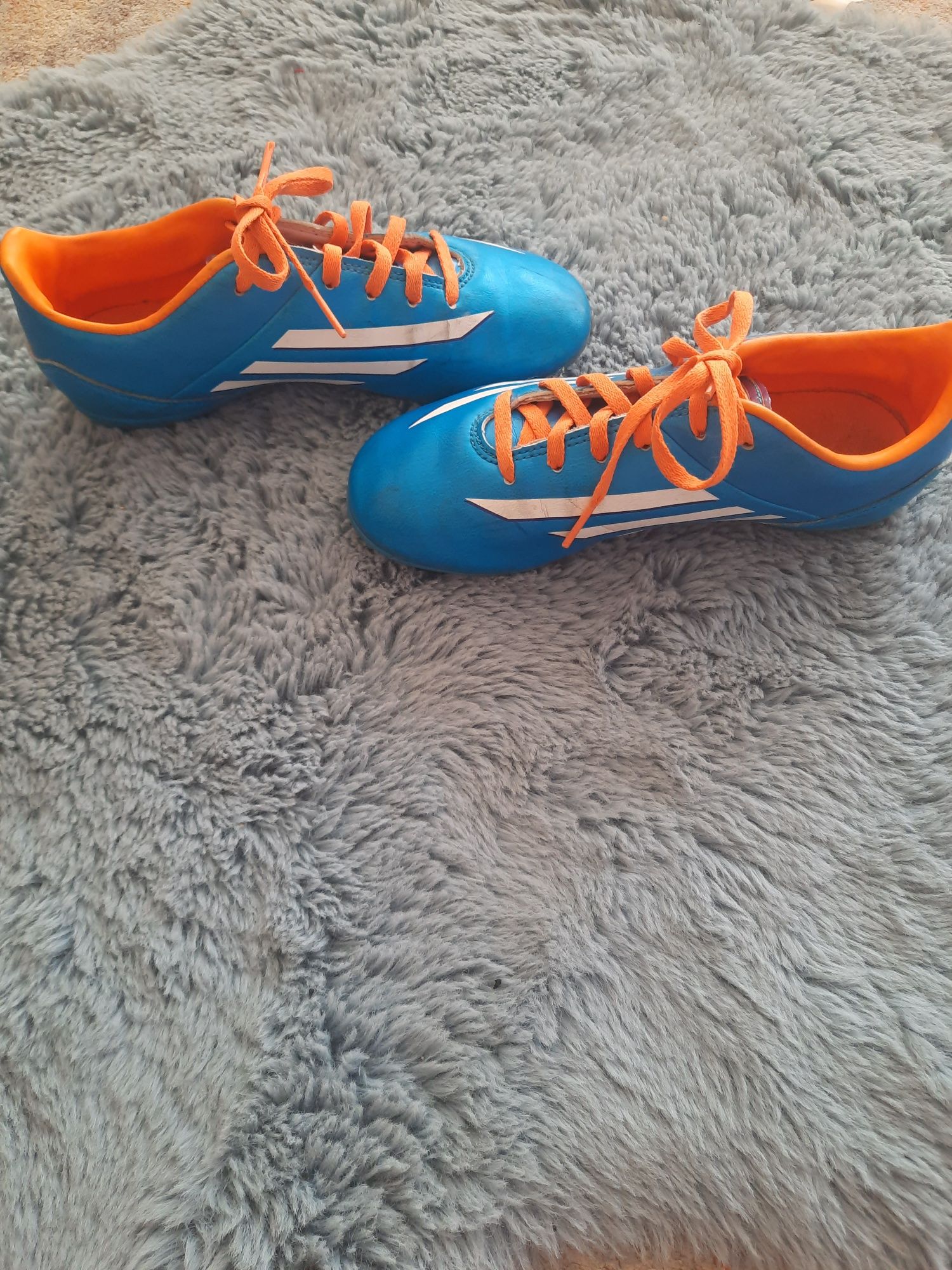 Бутонки Adidas 34н.