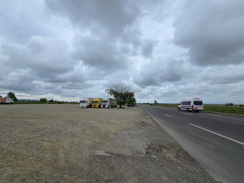 Teren de VINZARE sau INCHIRIEZ = DUMBRAVENI Vrancea 86 ari