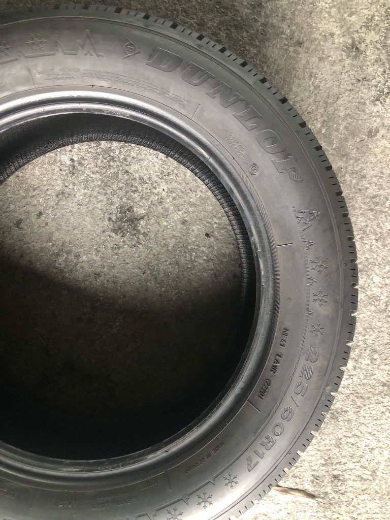 225 60 R17 Dunlop M+S