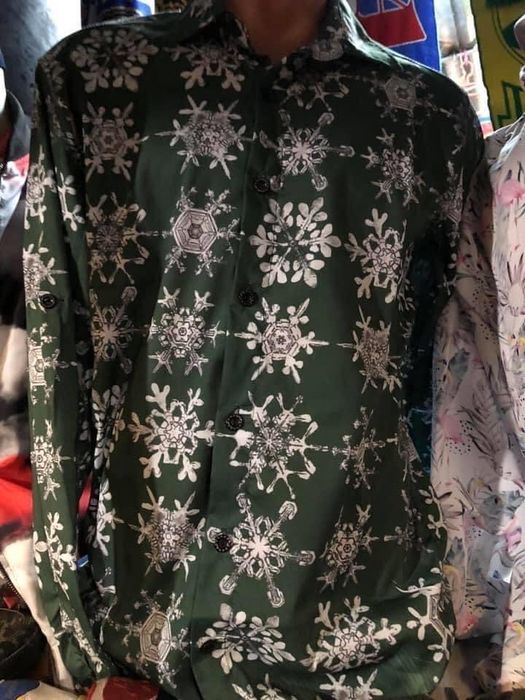 Camasi moderne cool pt barbati