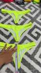 Slip baie tanga corai sau galben neon, M, nou cu eticheta  Am si alte