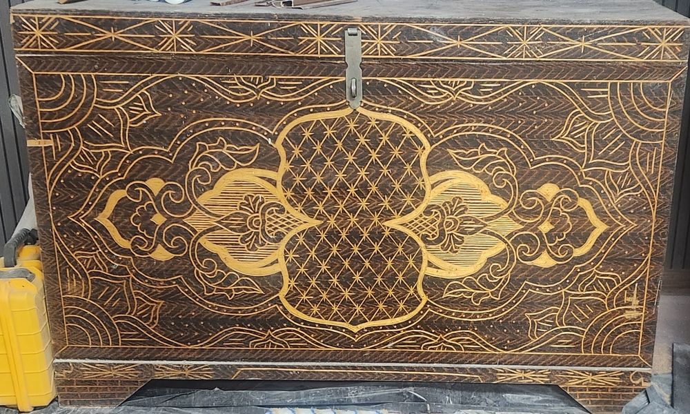 Сандиқ, хадяга берилади