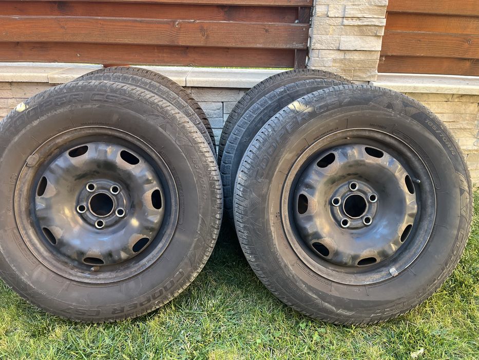 Vand jante R14 5x100 cu anvelope 185 70 R14 iarna si capace