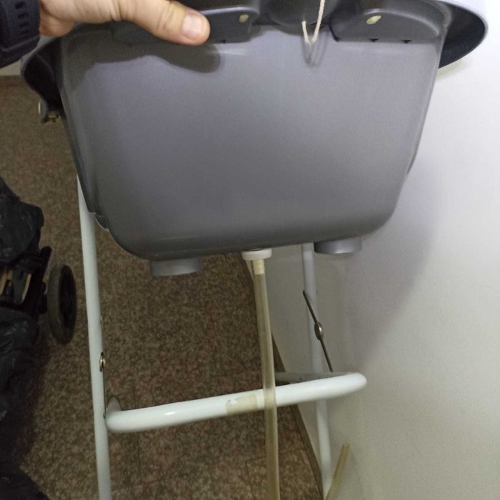 Cădiță de baie pentru bebeluși cu suport și scurgător