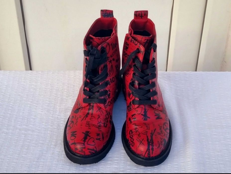 Bocanci Aldo marime 37