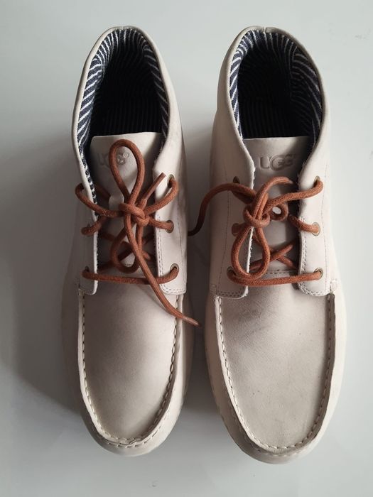 UGG originali 44,5.Transport gratuit