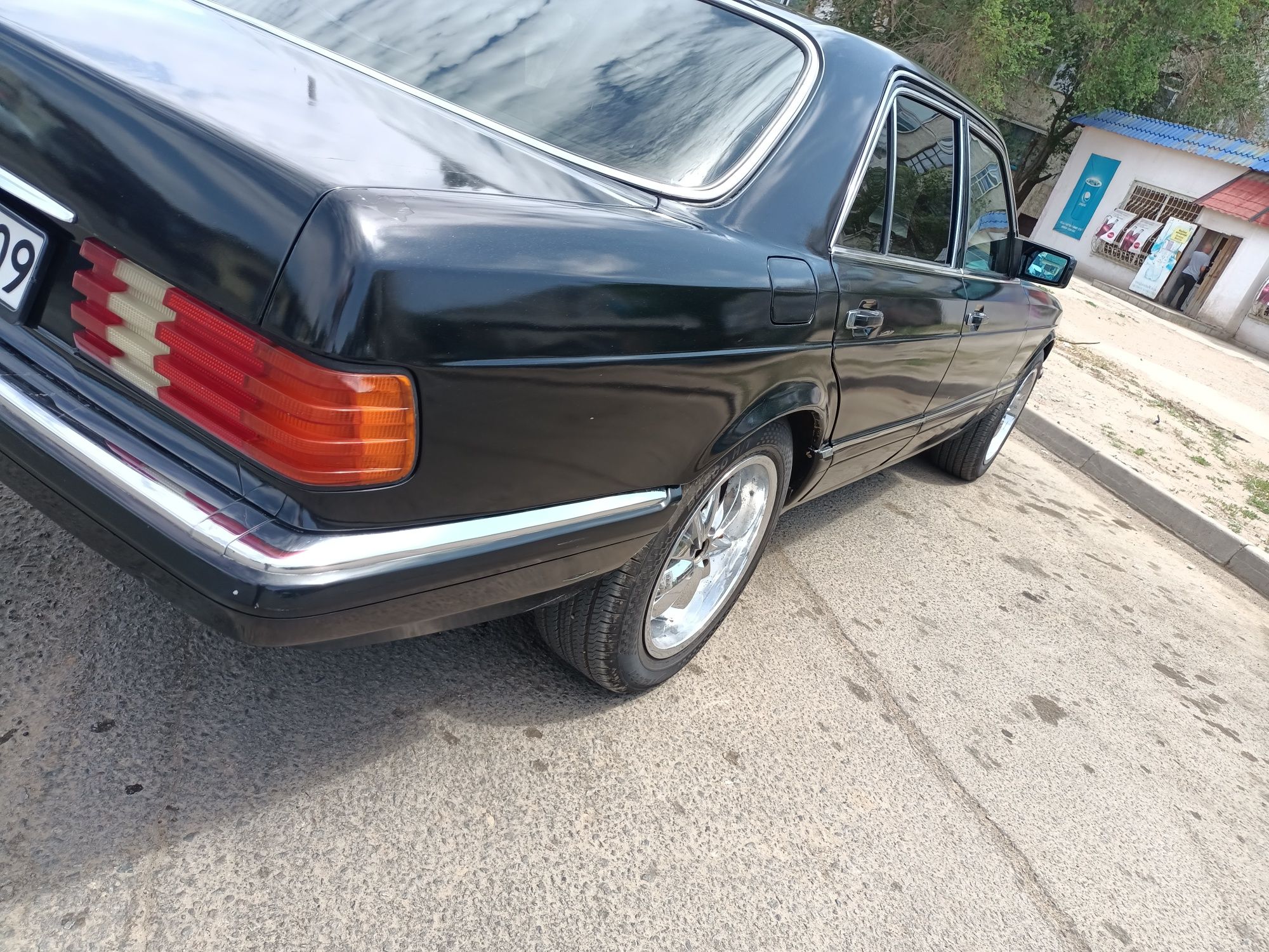 Продам а/м Мерседес S300