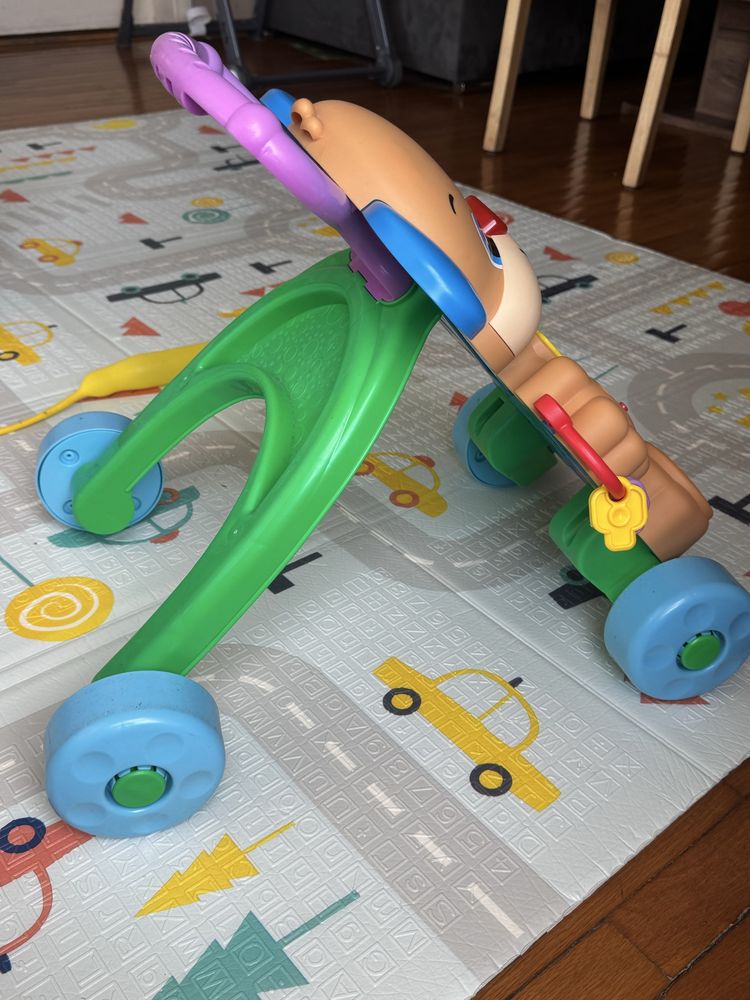Уокър Fisher Price
