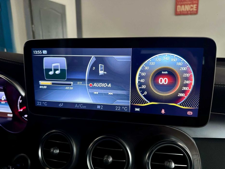 Ecran mare Mercedes C Class & GLC -touchscreen CarPlay și Android Auto