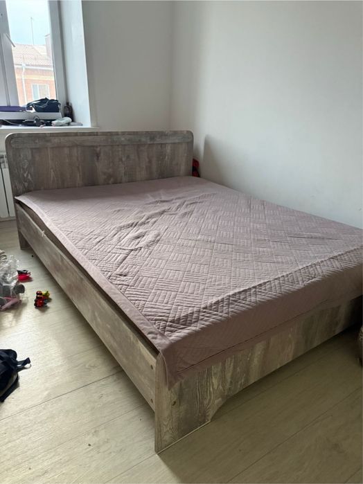 Продам кровать 40 000