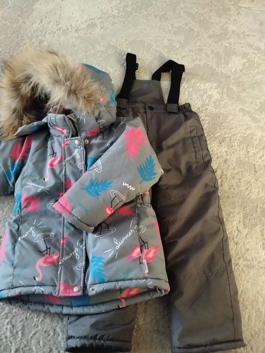 Зимний комбинезон для девочки