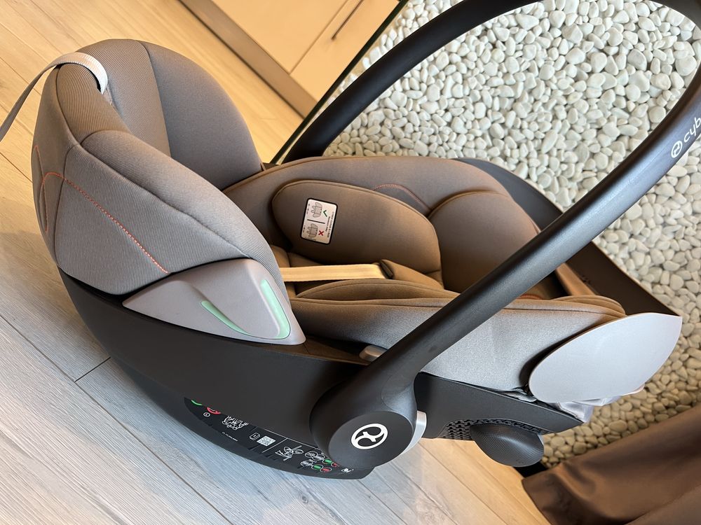 Стол за кола Cybex Gold Cloud G i-size