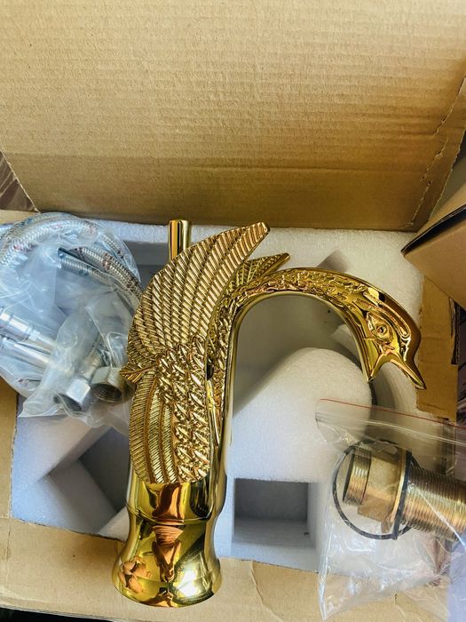 Baterie chiuveta/lavoar baie, Material Premium , finisaj Auriu Premium