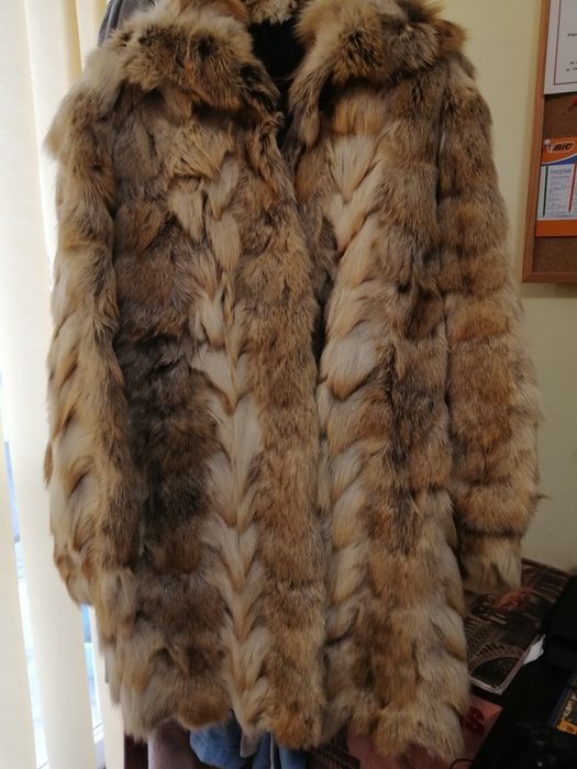 Дамско палто от лисица