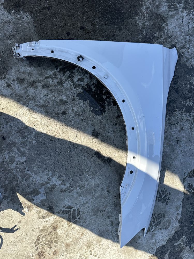 Aripa dreapta Audi Q3 8U 2012-2019, Alb
