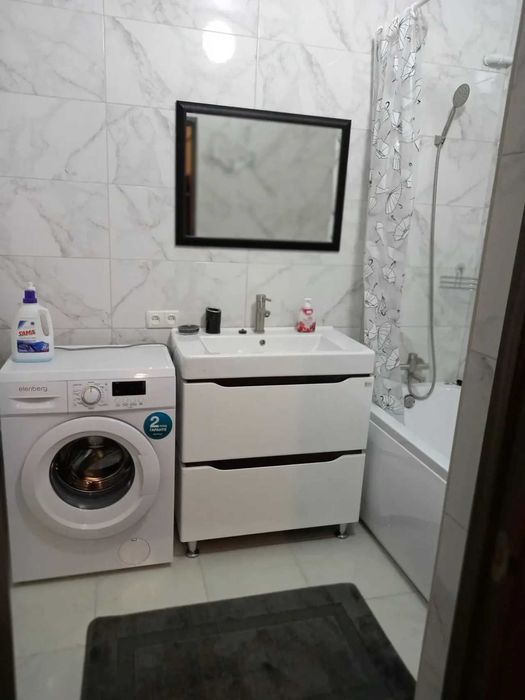 Двустаен имот в кв.Надежда 2