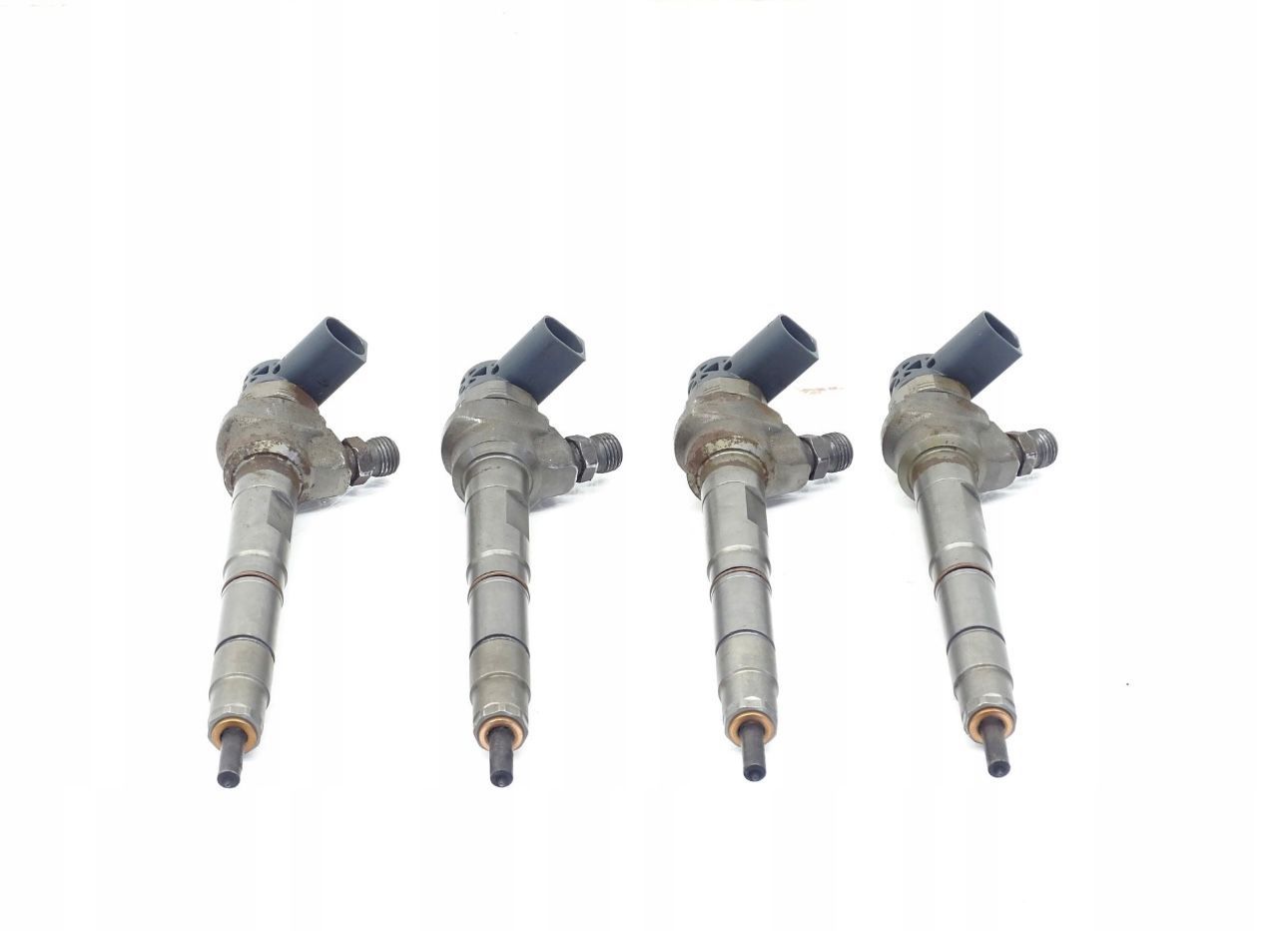 Injector VW Passat B7 2.0 TDI cod 03L130277J