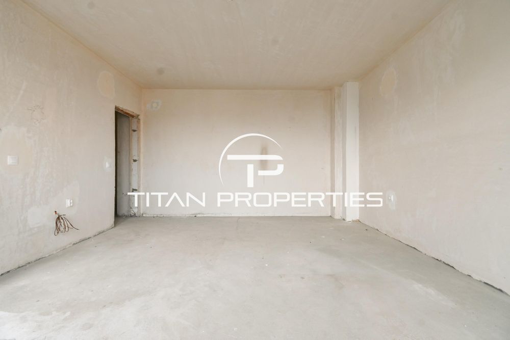 Тристаен за продажба в ж.к. Малинова долина