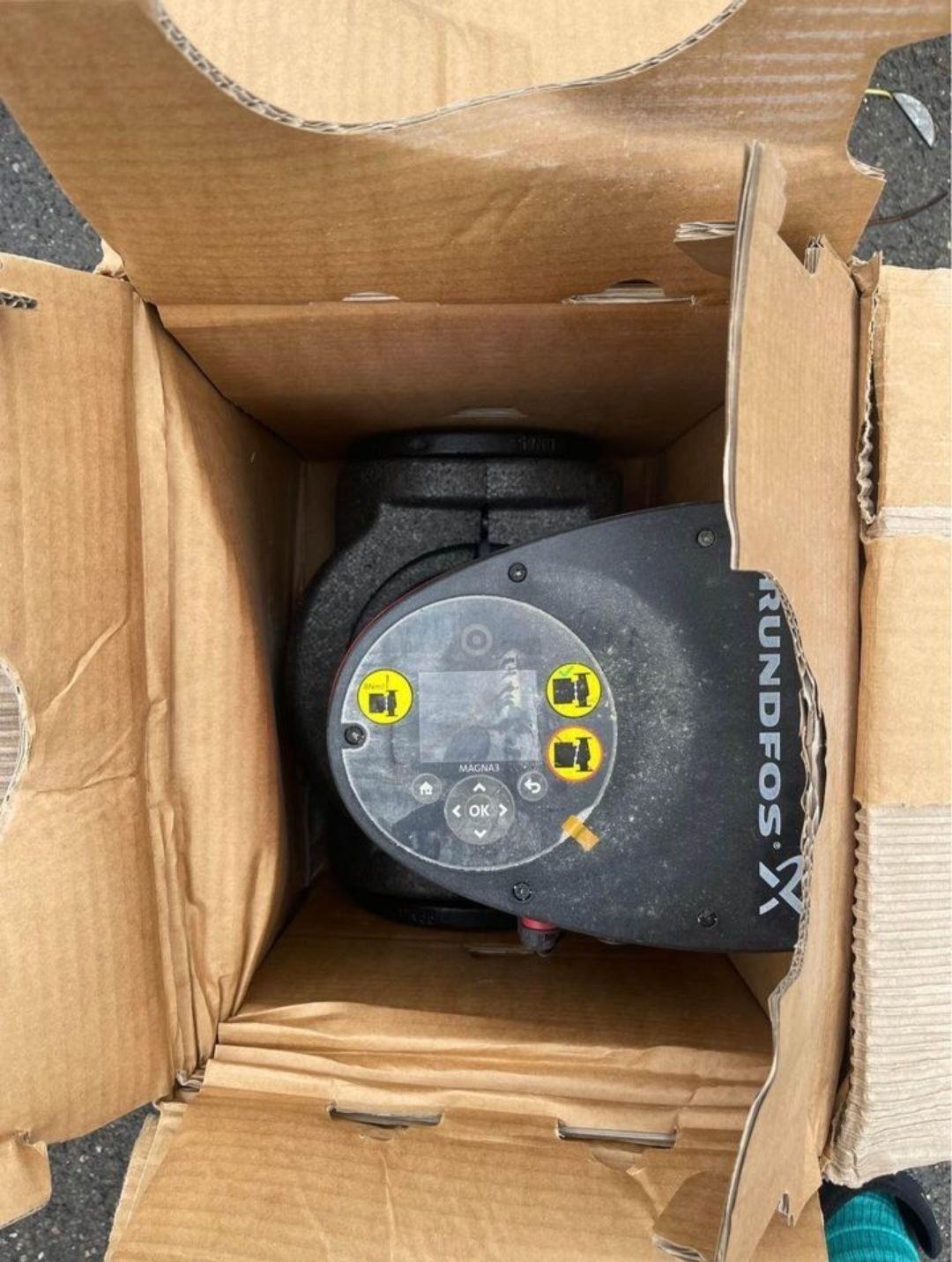 Pompa de circulatie apă cu turatie variabilă Grundfos Magna 3 65-100F