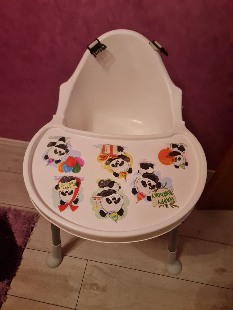 Scaun bebe colorat