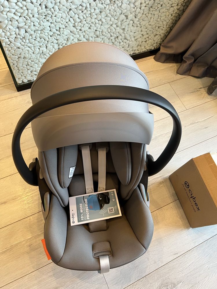 Стол за кола Cybex Gold Cloud G i-size