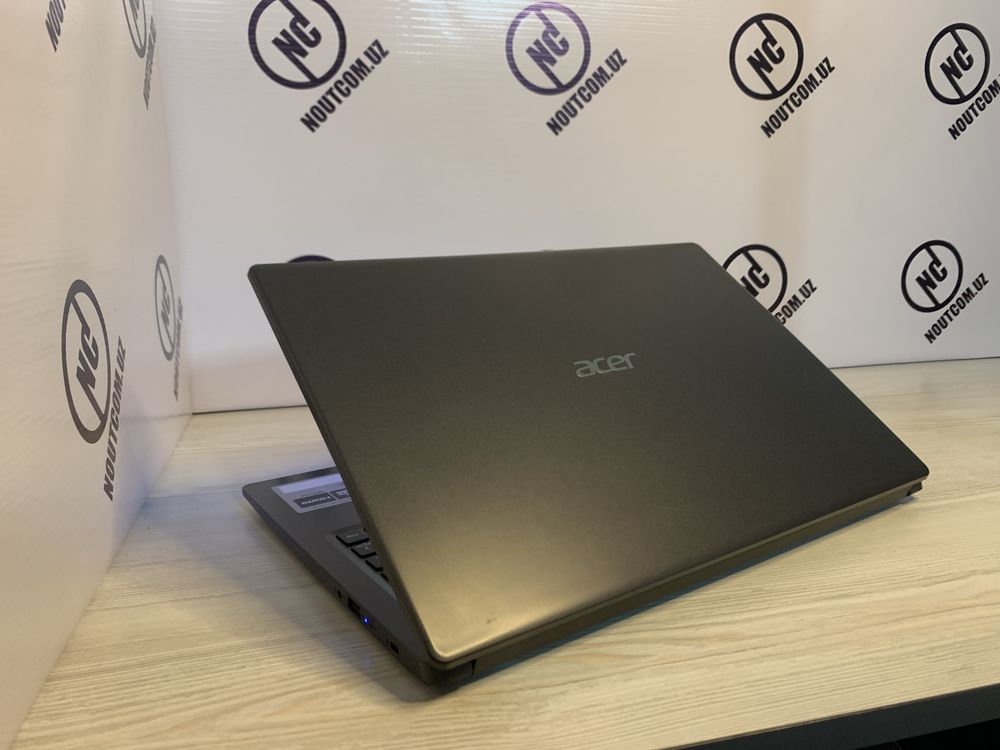 Acer Aspire 8/256GB+1TB