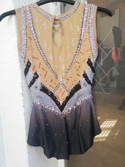 Трико за художествена гимнастика